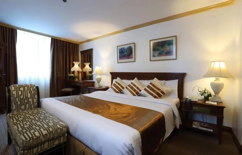 Executive Room