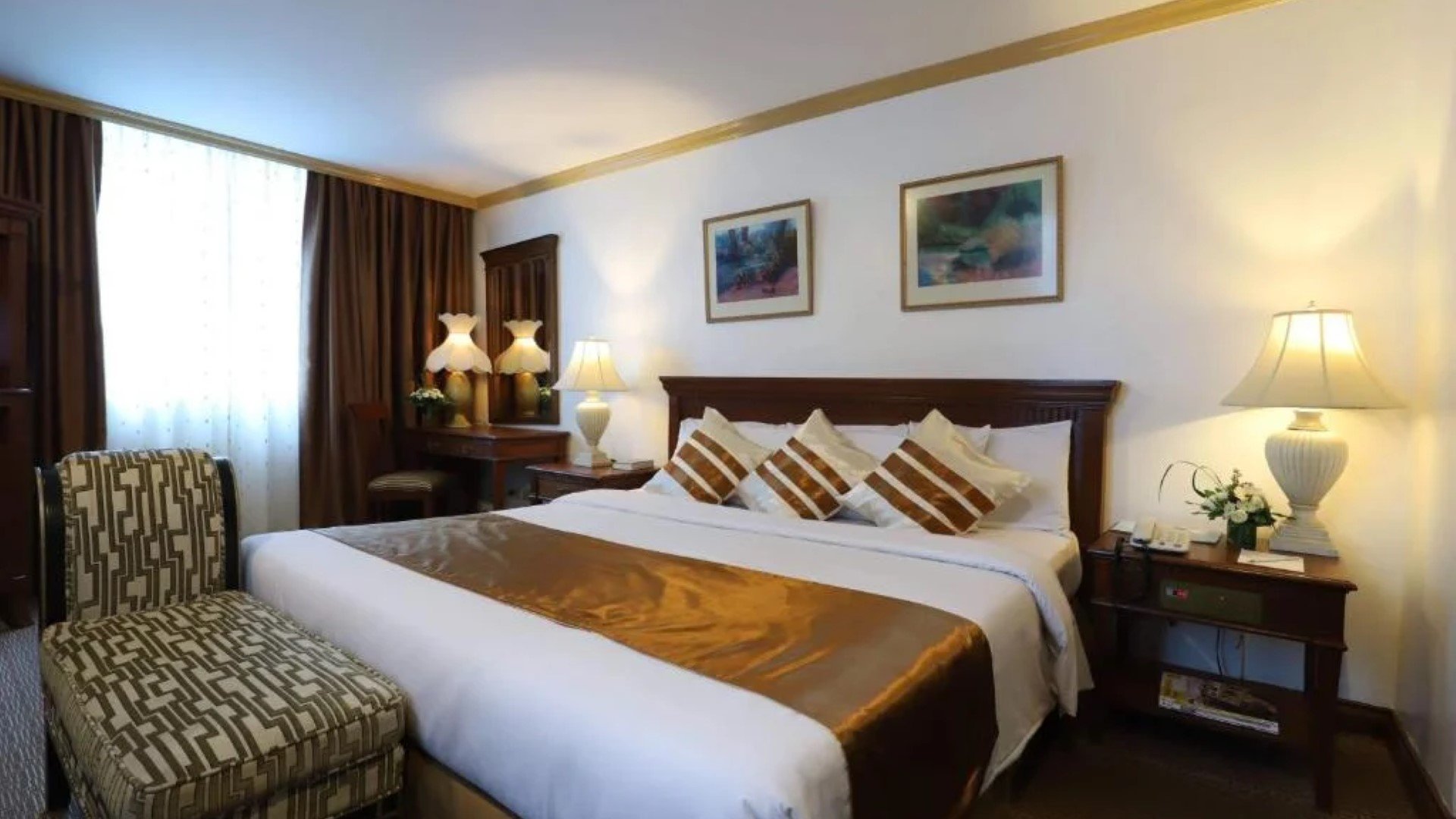 Cocotel Hotel
